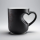 Herzförmige magische Farbwechsel Keramiktasse mit schwarzem Herzdesign